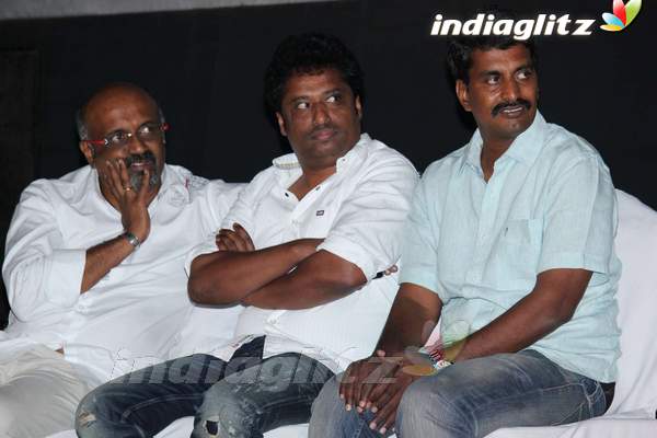 Vijay - Puneet Unveil 'Mugamoodi' Audio